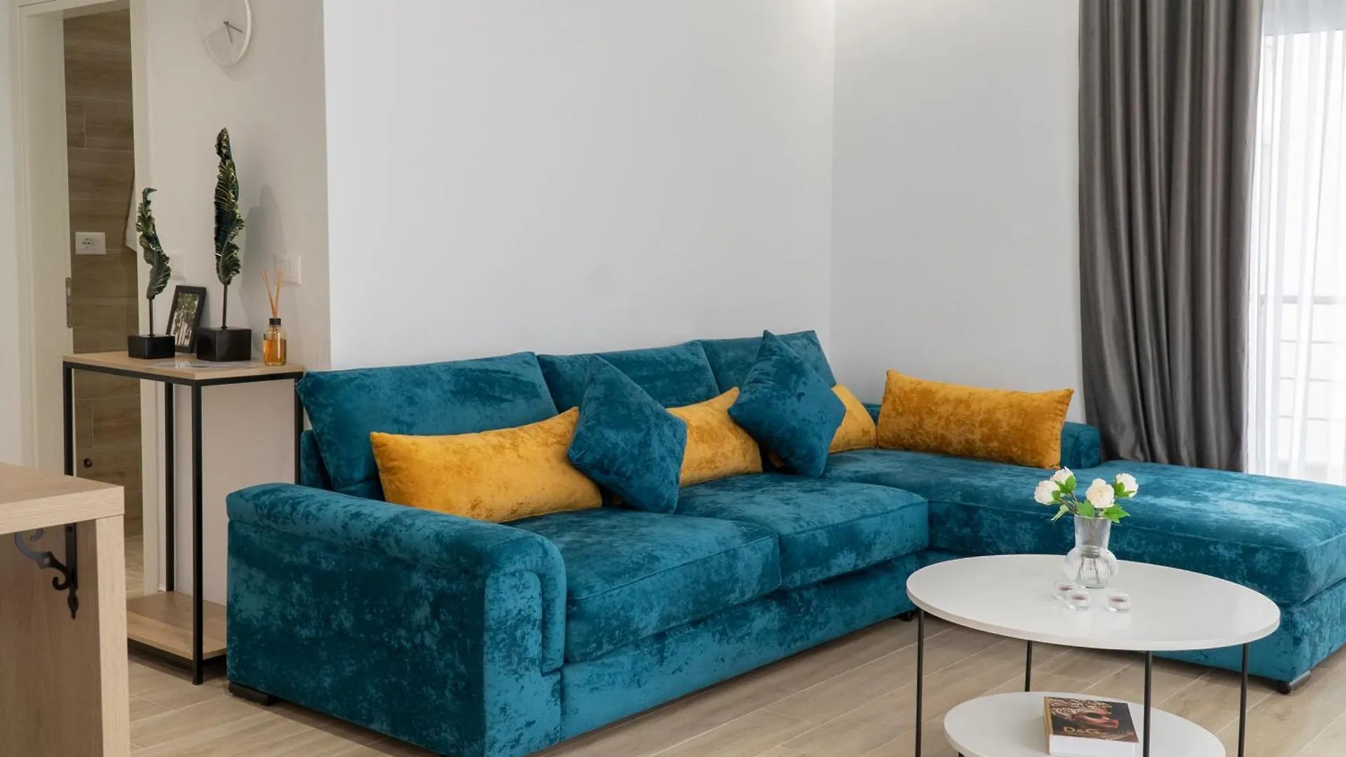 Mateo Apartments Sarandë