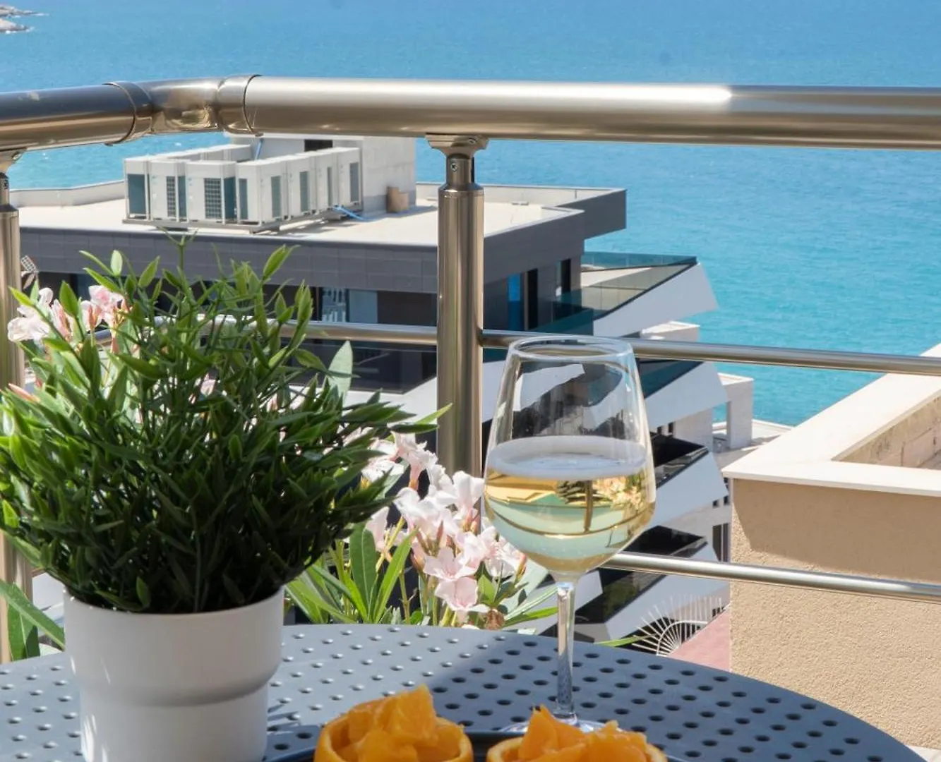 Mateo Apartments Sarande Albania
