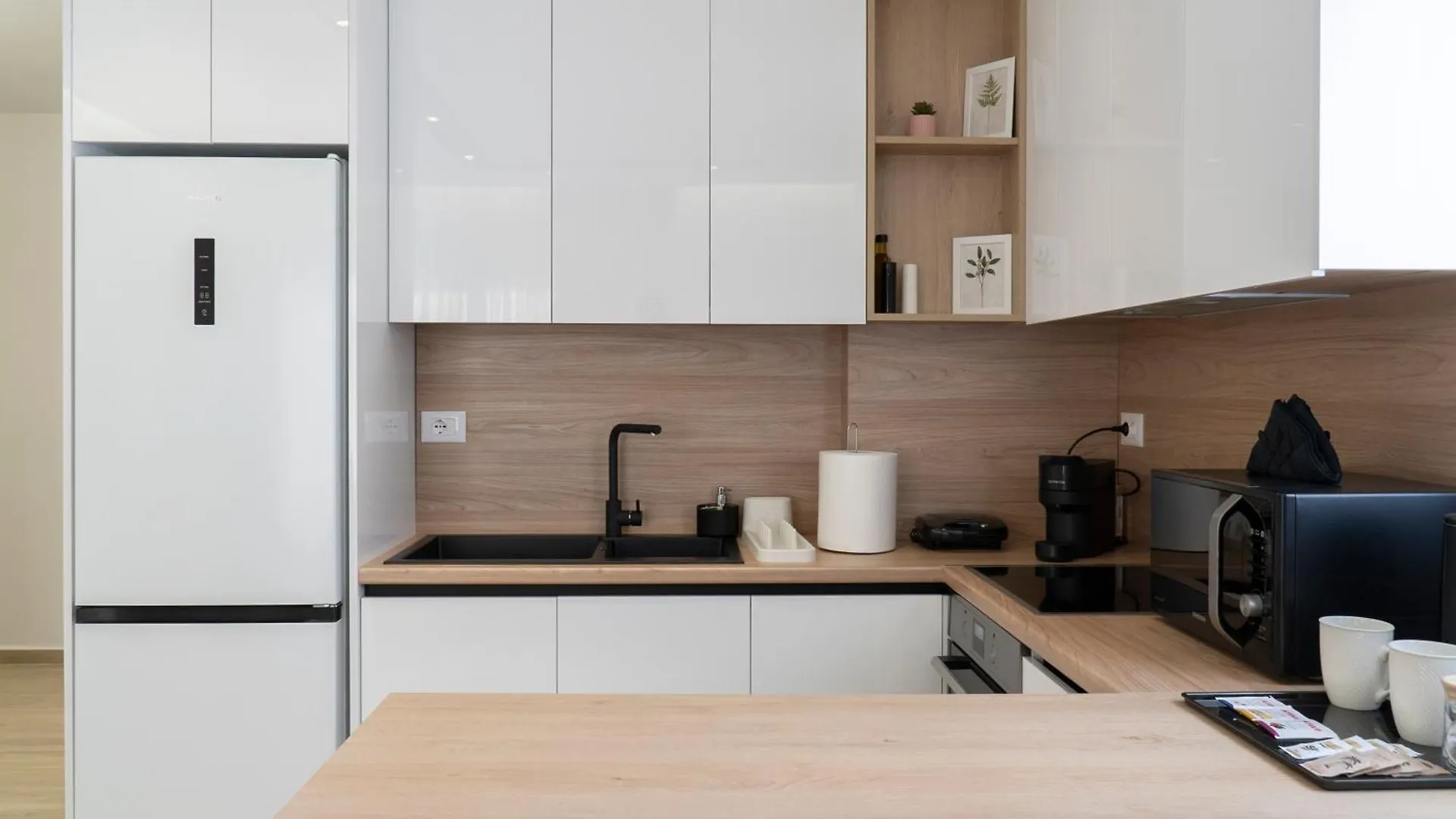 Mateo Apartments Sarandë